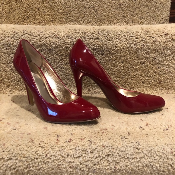 Charles David | Shoes | Charles David Patent Leather Heels | Poshmark